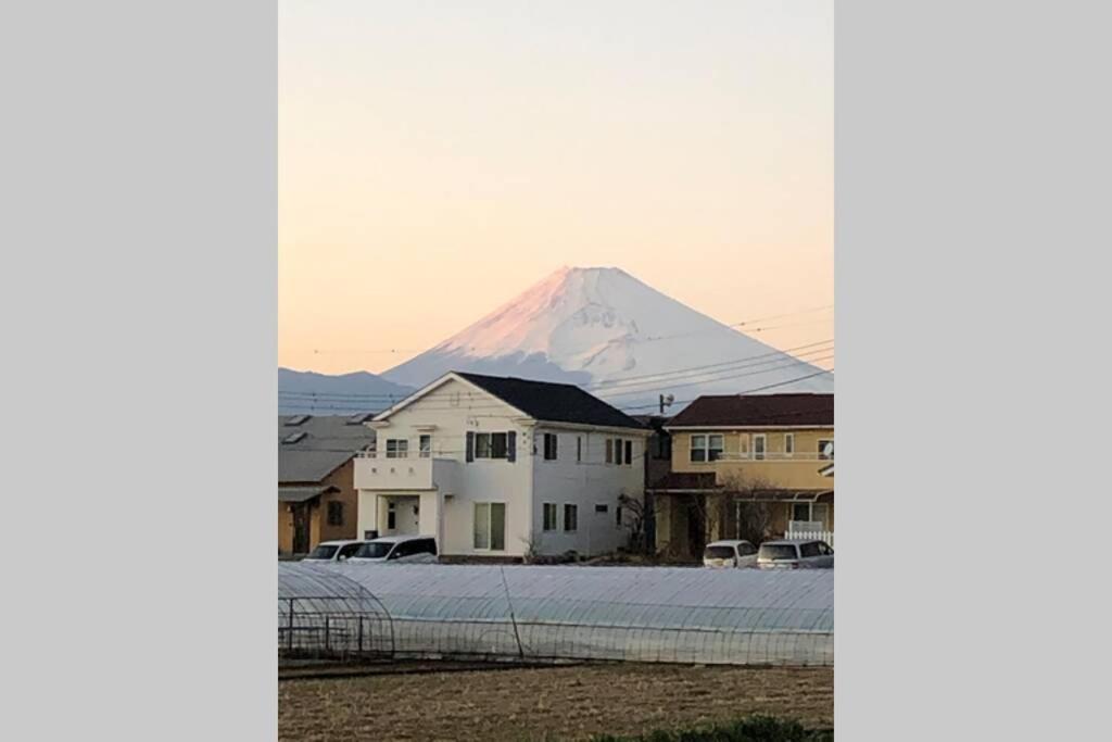 ゲストハウス+カフェわ　１日１組限定！ 築１００年の農家の古民家で宿泊体験、薪でお風呂沸かせます。焚き火もできます。 函南町 エクステリア 写真